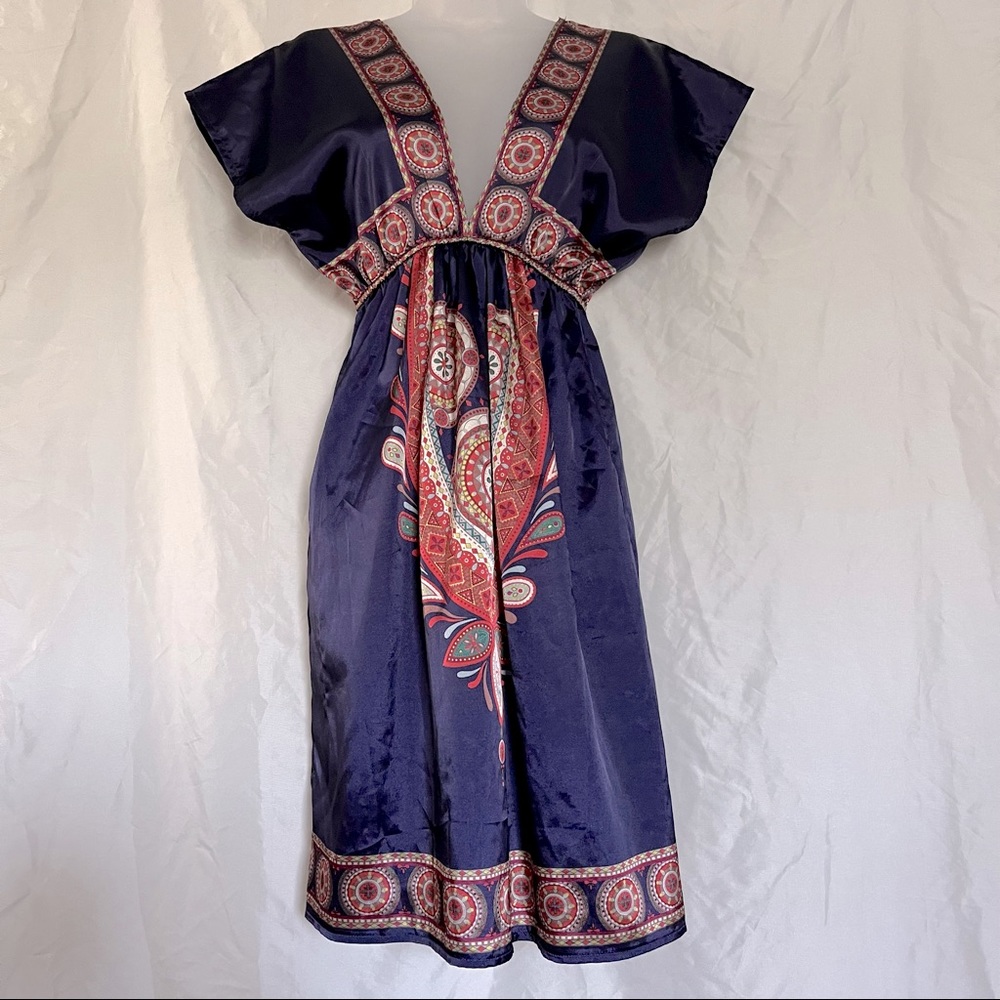 🌸🎋 Extravagant Purple Satin Print Kaftan Plunge Coverup Dress